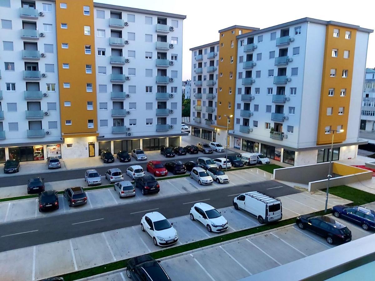 Appartamento Apartman Miss T Podgorica Esterno foto