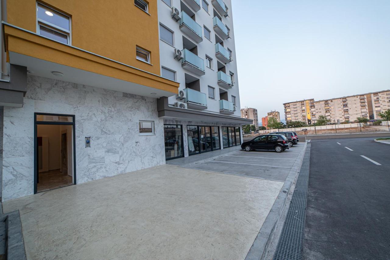 Appartamento Apartman Miss T Podgorica Esterno foto