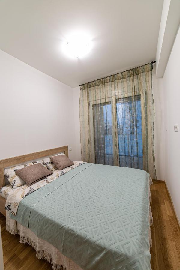 Appartamento Apartman Miss T Podgorica Esterno foto