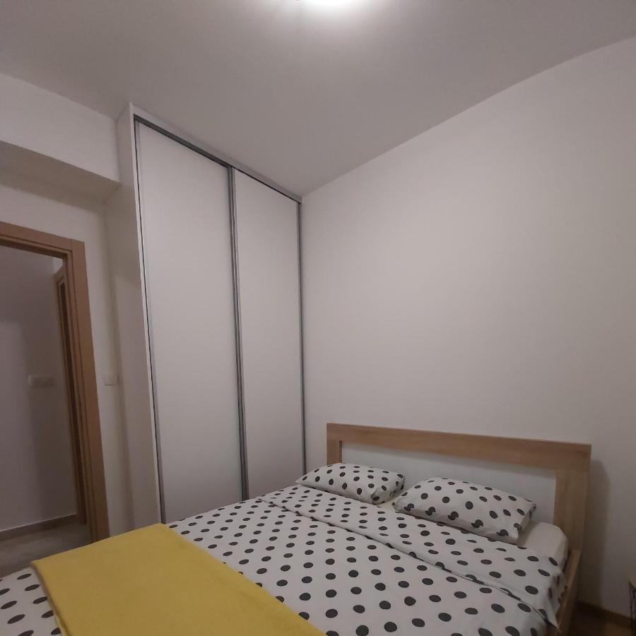 Appartamento Apartman Miss T Podgorica Esterno foto